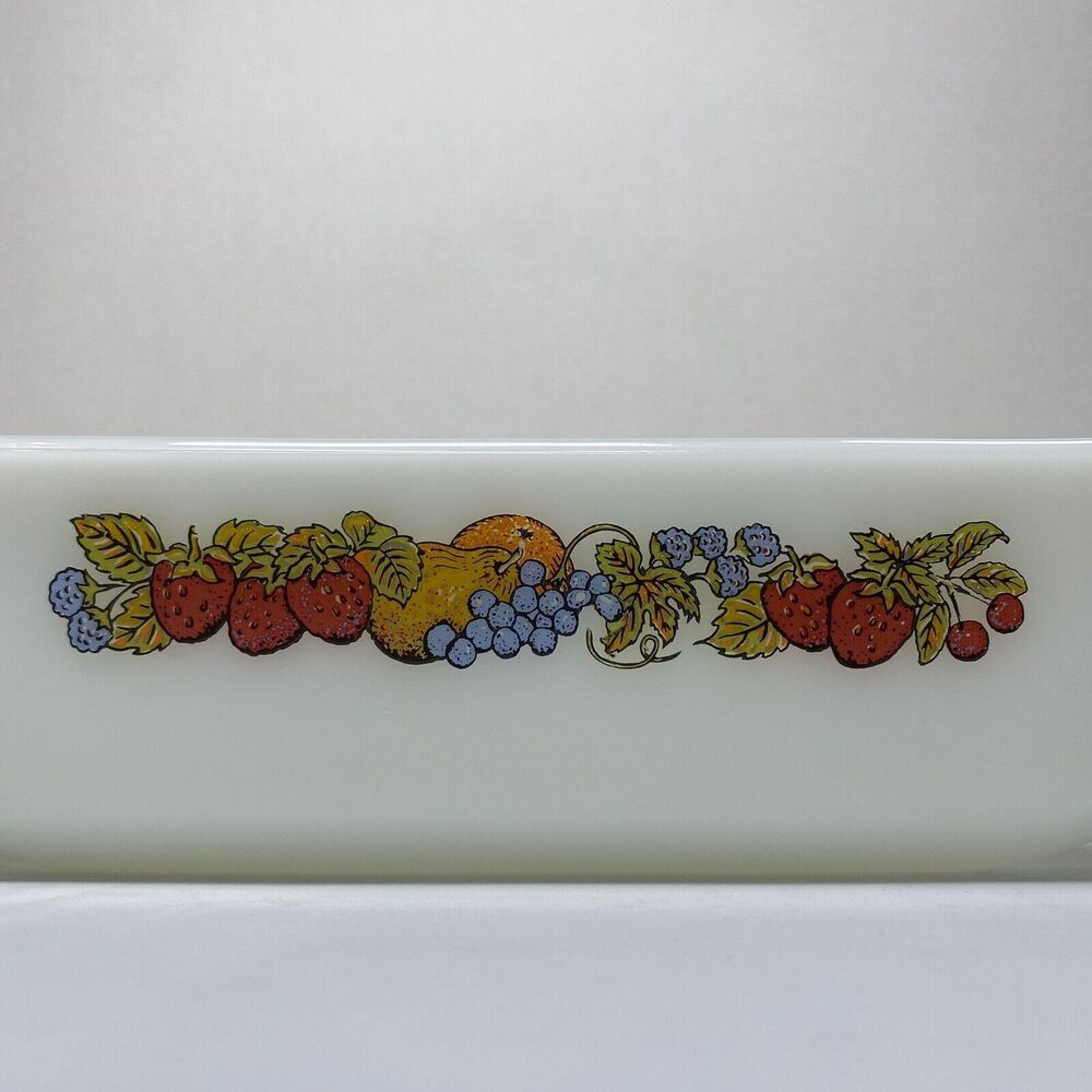 VTG Anchor Hocking Fire King Vegetable Fruit Pattern 1 qt. Loaf/Casserole Dish - Picture 2 of 9